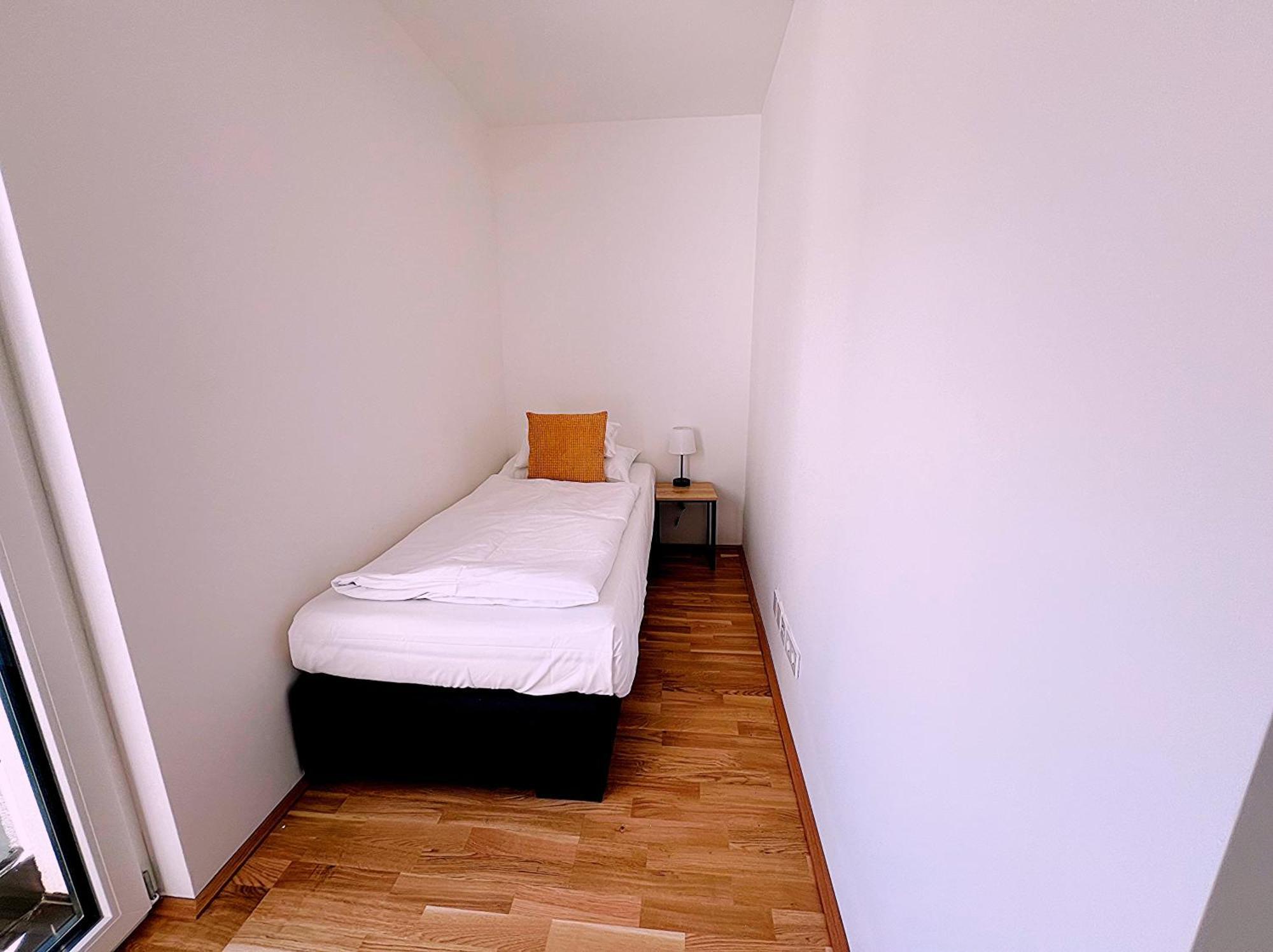 Modern, New, Next To Metro - Gg13 Apartments Vienna Room photo